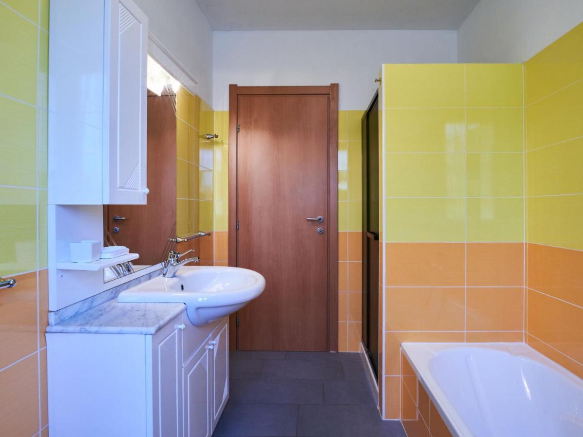 Apartment Aurora - Dma330 By Interhome Vercana Eksteriør billede